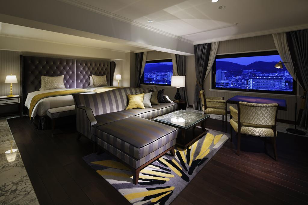 Kyoto Century Hotel Екстериор снимка